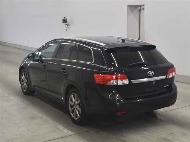 TOYOTA AVENSIS WAGON 2012