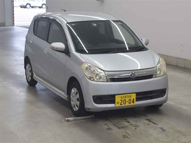 DAIHATSU MIRA 2010