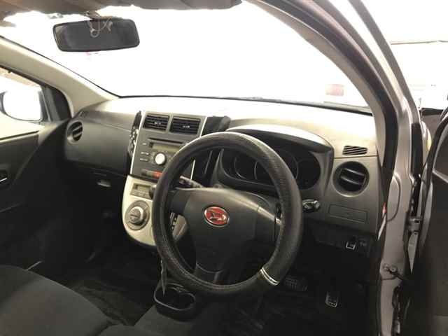 DAIHATSU MIRA 2010