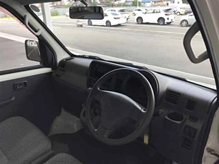 DAIHATSU HIJET VAN 2010
