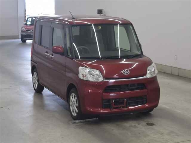 DAIHATSU TANTO 2014