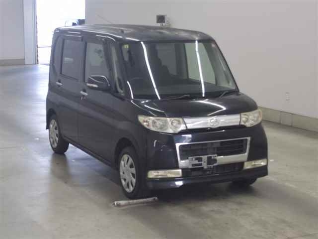 DAIHATSU TANTO 2008