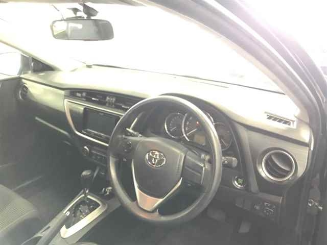 TOYOTA AURIS 2013