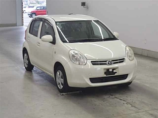 DAIHATSU BOON 2010