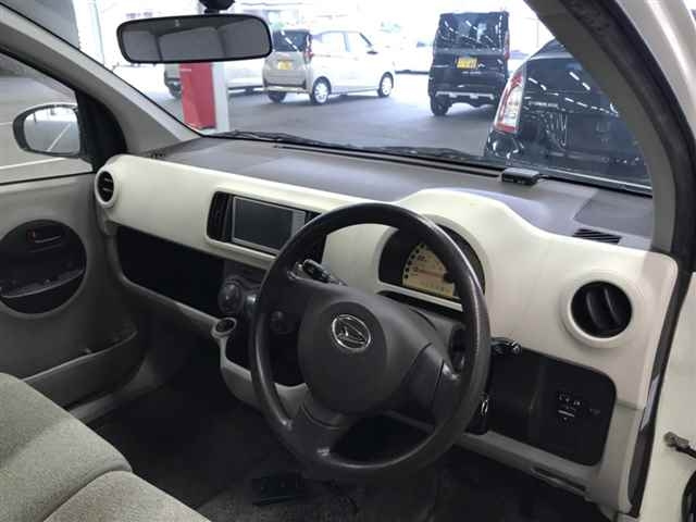 DAIHATSU BOON 2010