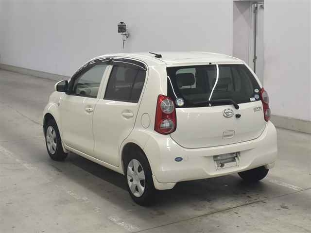 DAIHATSU BOON 2010