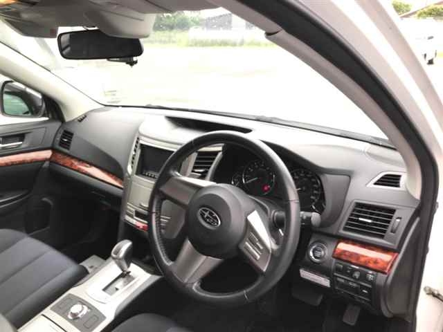 SUBARU LEGACY 2010