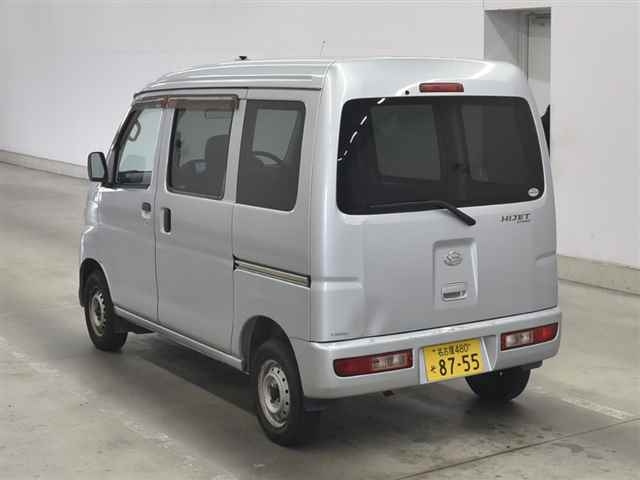 DAIHATSU HIJET VAN 2011