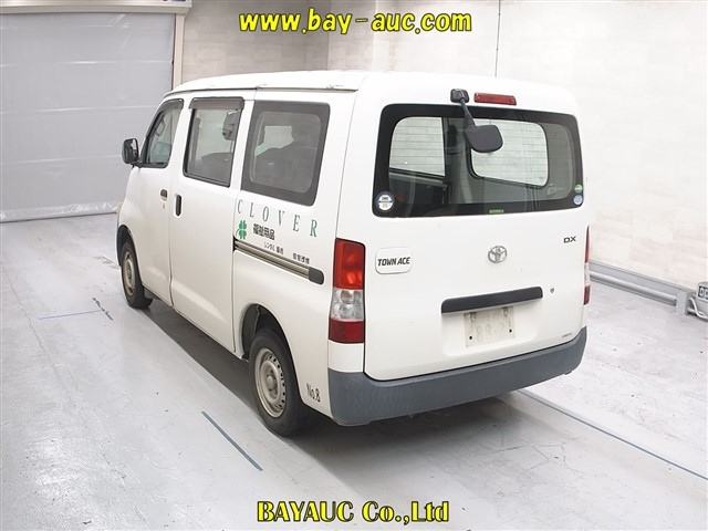 TOYOTA TOWN ACE VAN 2016
