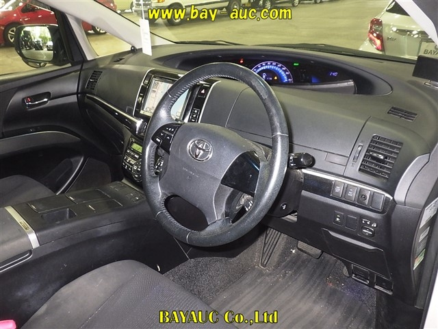 TOYOTA ESTIMA HYBRID 2012