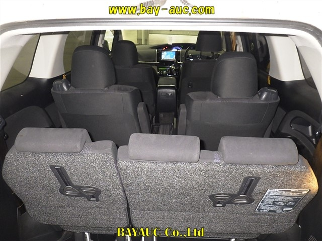 TOYOTA ESTIMA HYBRID 2012