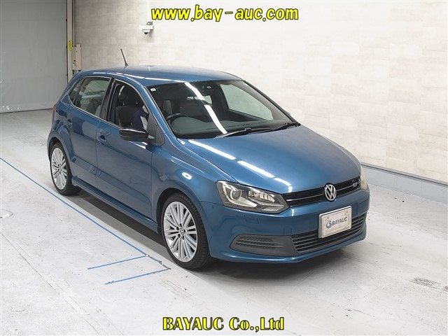 VOLKSWAGEN POLO 2013