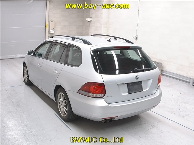 VOLKSWAGEN GOLF VARIANT 2010