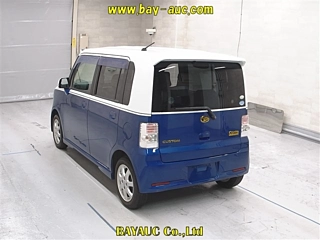 DAIHATSU MOVE CONTE 2010