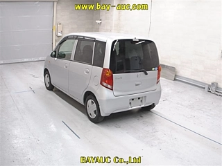 HONDA LIFE 2010