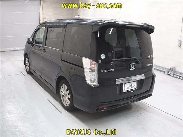 HONDA STEP WAGON 2009