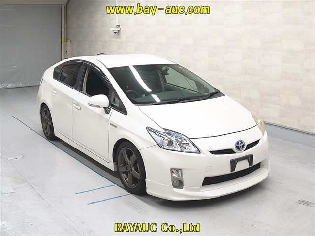 TOYOTA PRIUS 2010