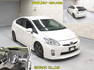 TOYOTA PRIUS 2010