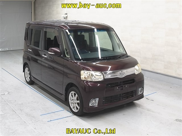 DAIHATSU TANTO 2012