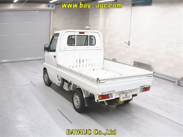 NISSAN CLIPPER TRUCK 2009