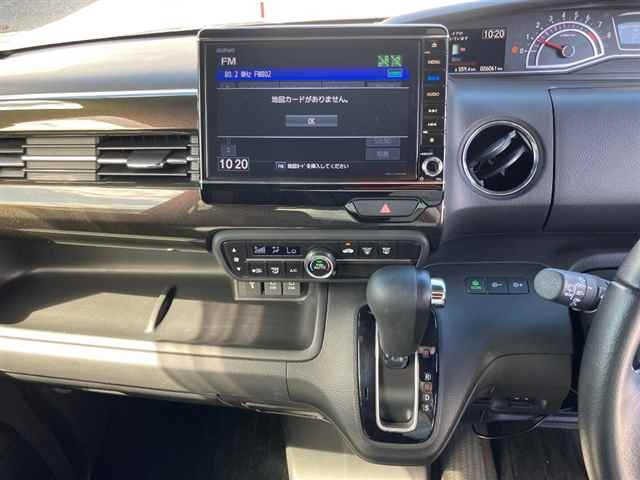 HONDA N BOX 2017