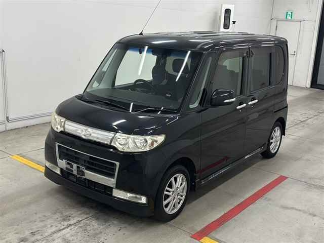 DAIHATSU TANTO 2010