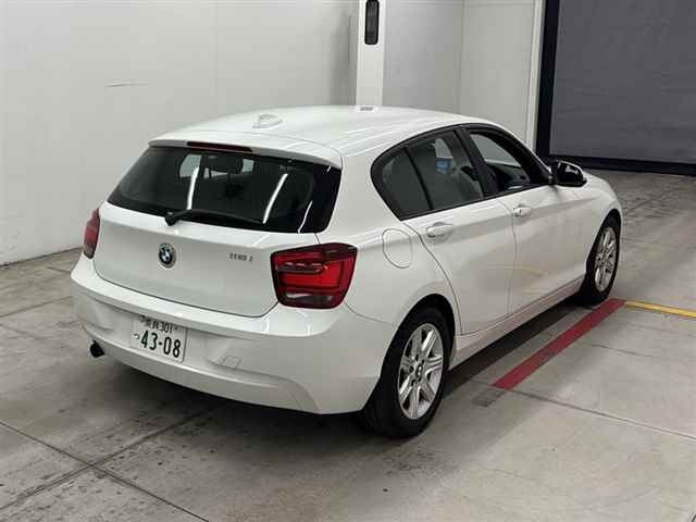 BMW 1 SERIES 2012