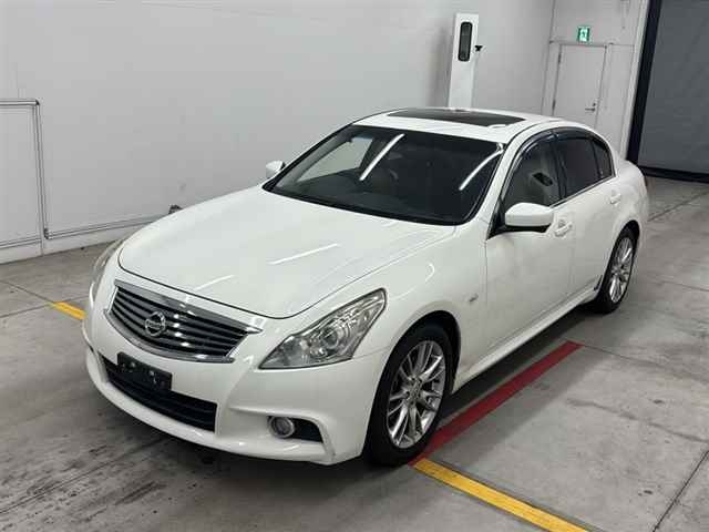 NISSAN SKYLINE 2010