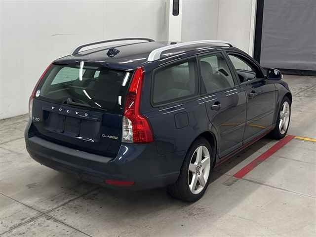 VOLVO V50 2012