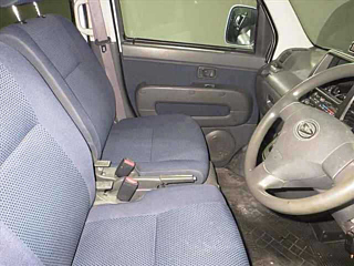 DAIHATSU HIJET VAN 2011