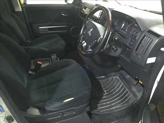 MITSUBISHI DELICA D5 2016