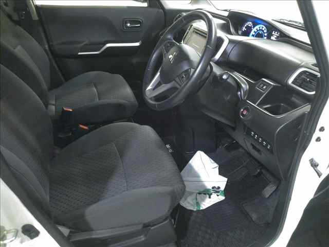 MITSUBISHI DELICA D2 2016