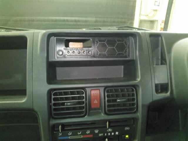 NISSAN CLIPPER TRUCK 2017