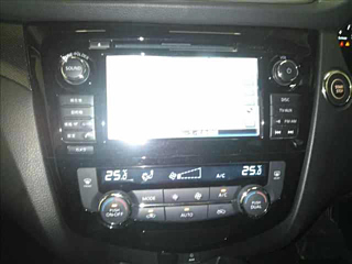 NISSAN X-TRAIL 2015