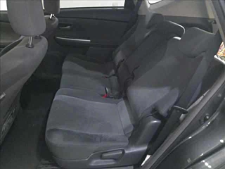 TOYOTA PRIUS ALPHA 2012