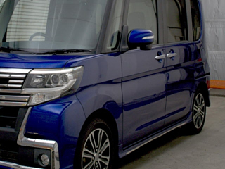 DAIHATSU TANTO 2016