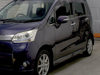 DAIHATSU MOVE 2011
