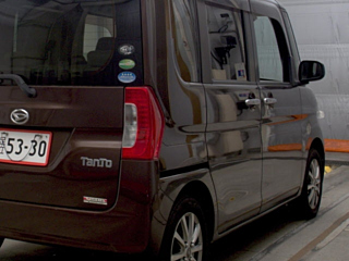 DAIHATSU TANTO 2014