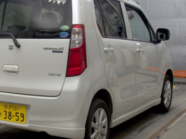 SUZUKI WAGON R 2013