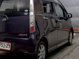 DAIHATSU MOVE 2011