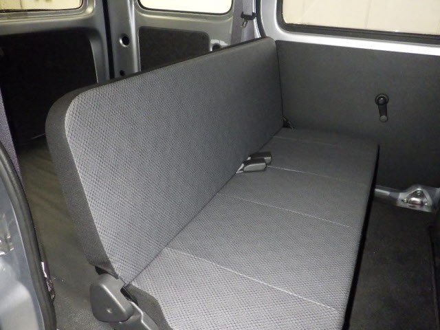 DAIHATSU HIJET VAN 2020
