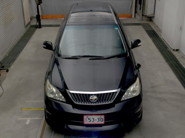TOYOTA HARRIER 2010