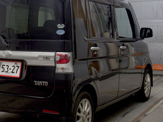 DAIHATSU TANTO 2009
