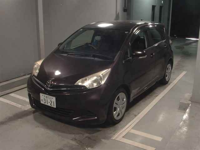 TOYOTA RACTIS 2013