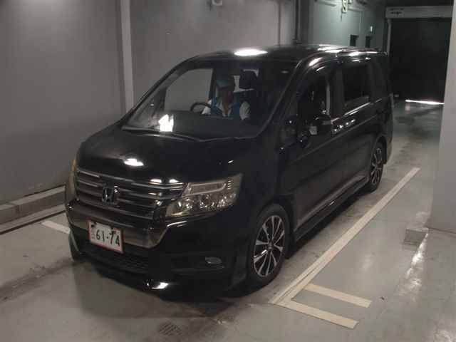 HONDA STEP WAGON 2012