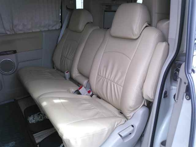 MITSUBISHI DELICA D5 2009