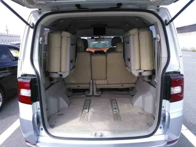 MITSUBISHI DELICA D5 2009