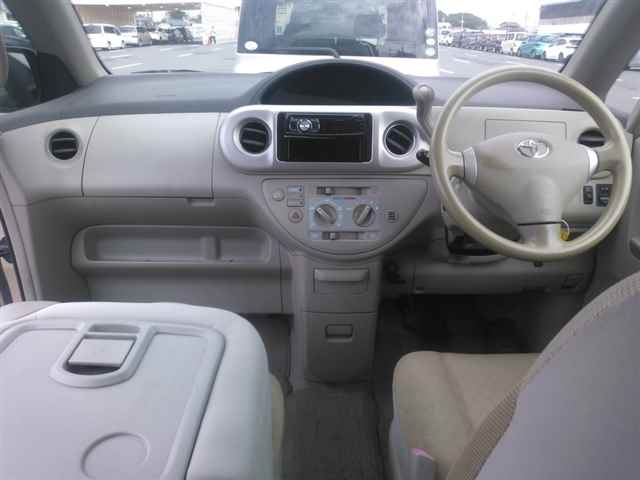 TOYOTA PORTE 2008