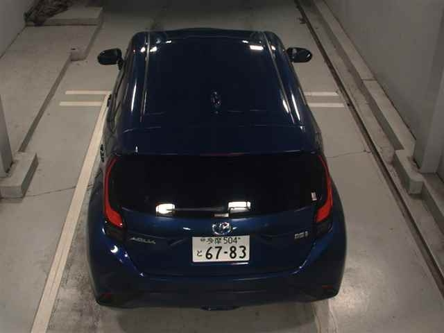 TOYOTA AQUA 2022