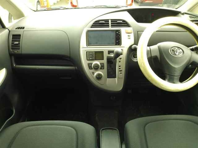 TOYOTA RACTIS 2009